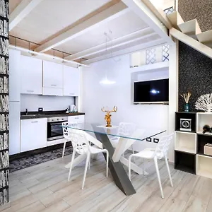 https://stesicoro-exclusive-house.taorminaitalyhotels.com